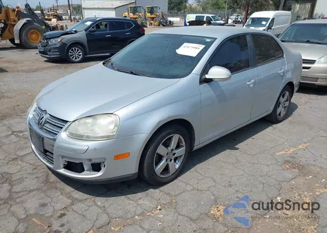 2009 Volkswagen Jetta S from USA, damaged, VIN 3VWJZ71K29M049968